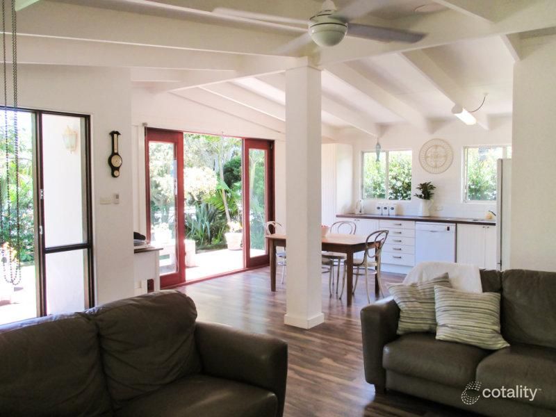12 Farlow St, Currimundi, QLD 4551