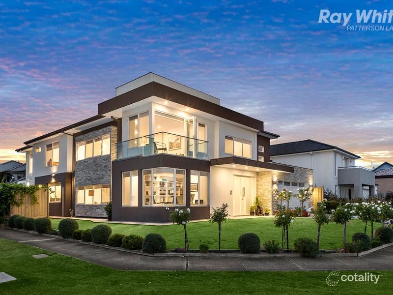25 Waterside Dr, Waterways, VIC 3195