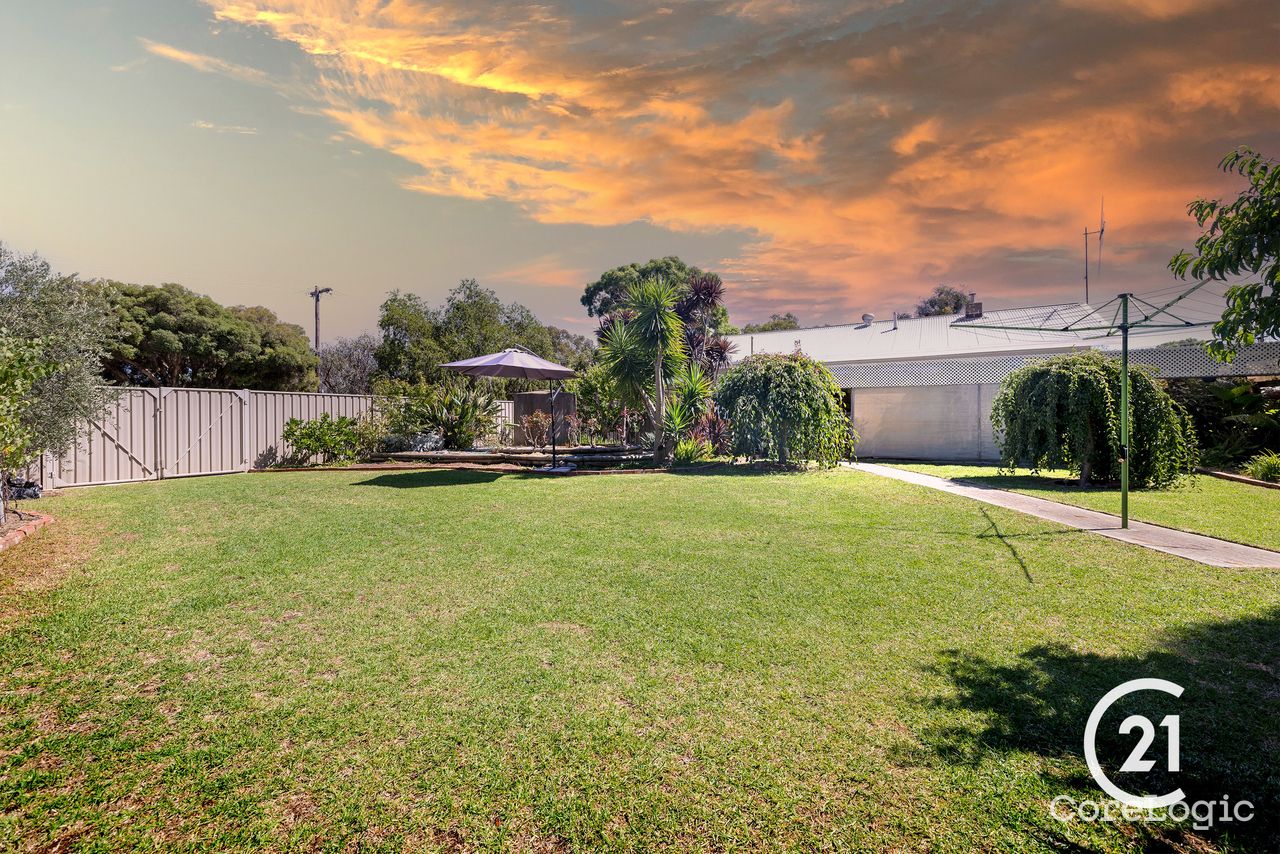 19 Diggora Rd, Rochester, VIC 3561