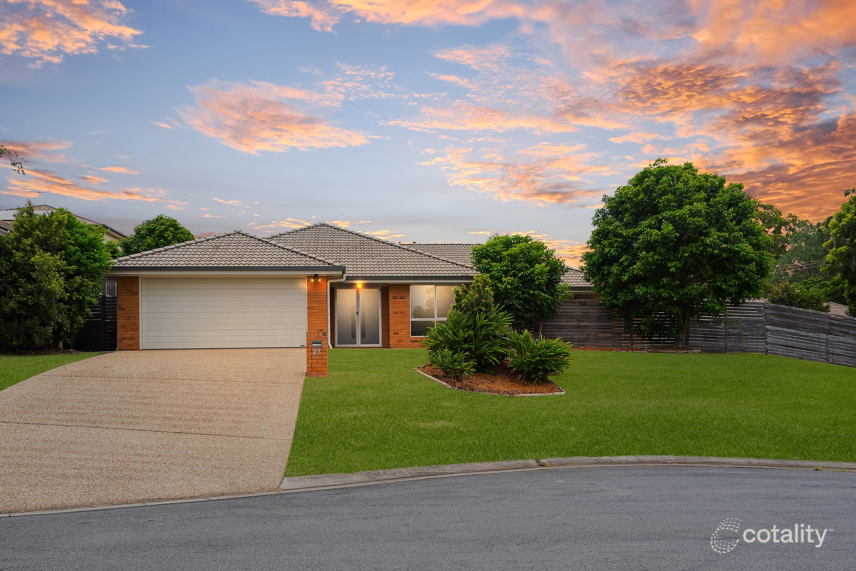 27 Silverash Ct, Warner, QLD 4500