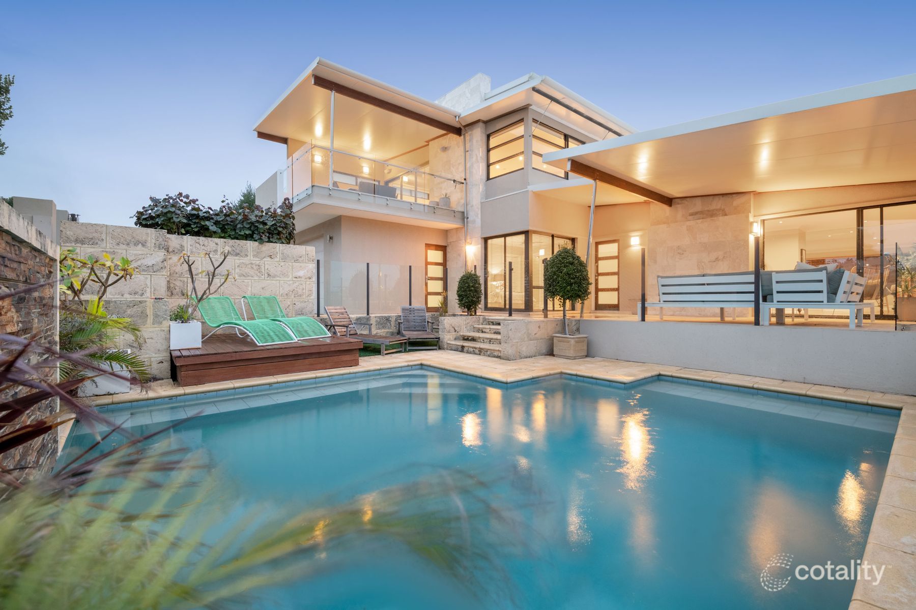 12 Kathleen St, Trigg, WA 6029