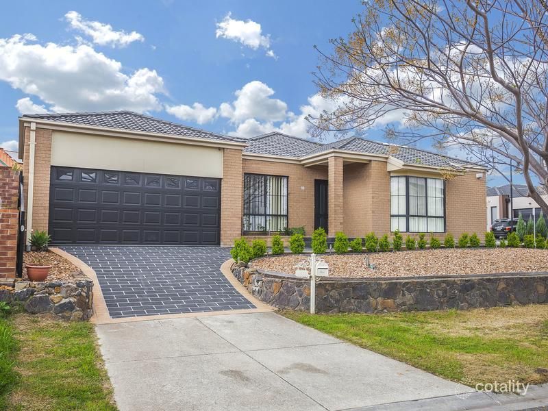 19 Wild Cres, Roxburgh Park, VIC 3064