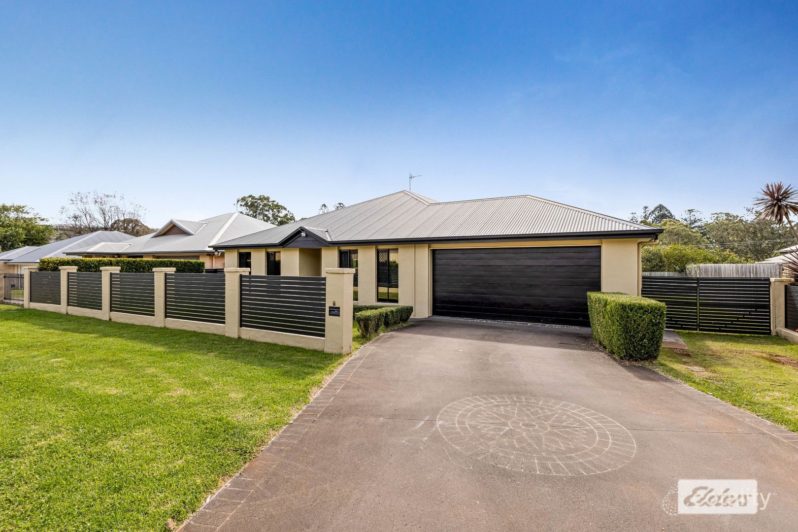 7 Willowburn Dr, Rockville, QLD 4350