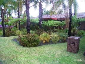 27 Shaftesbury Ave, Alexander Heights, WA 6064