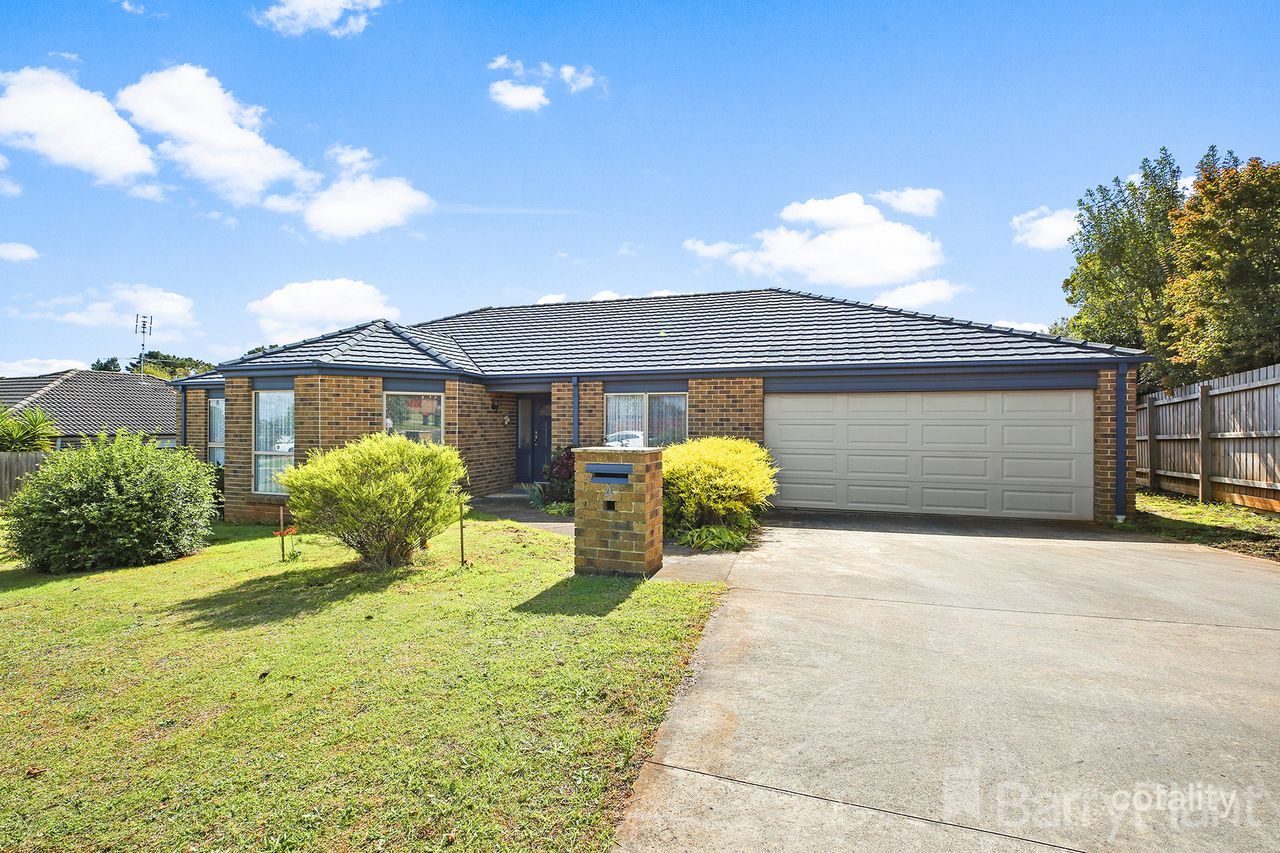 4 Picadilly Ct, Drouin, VIC 3818