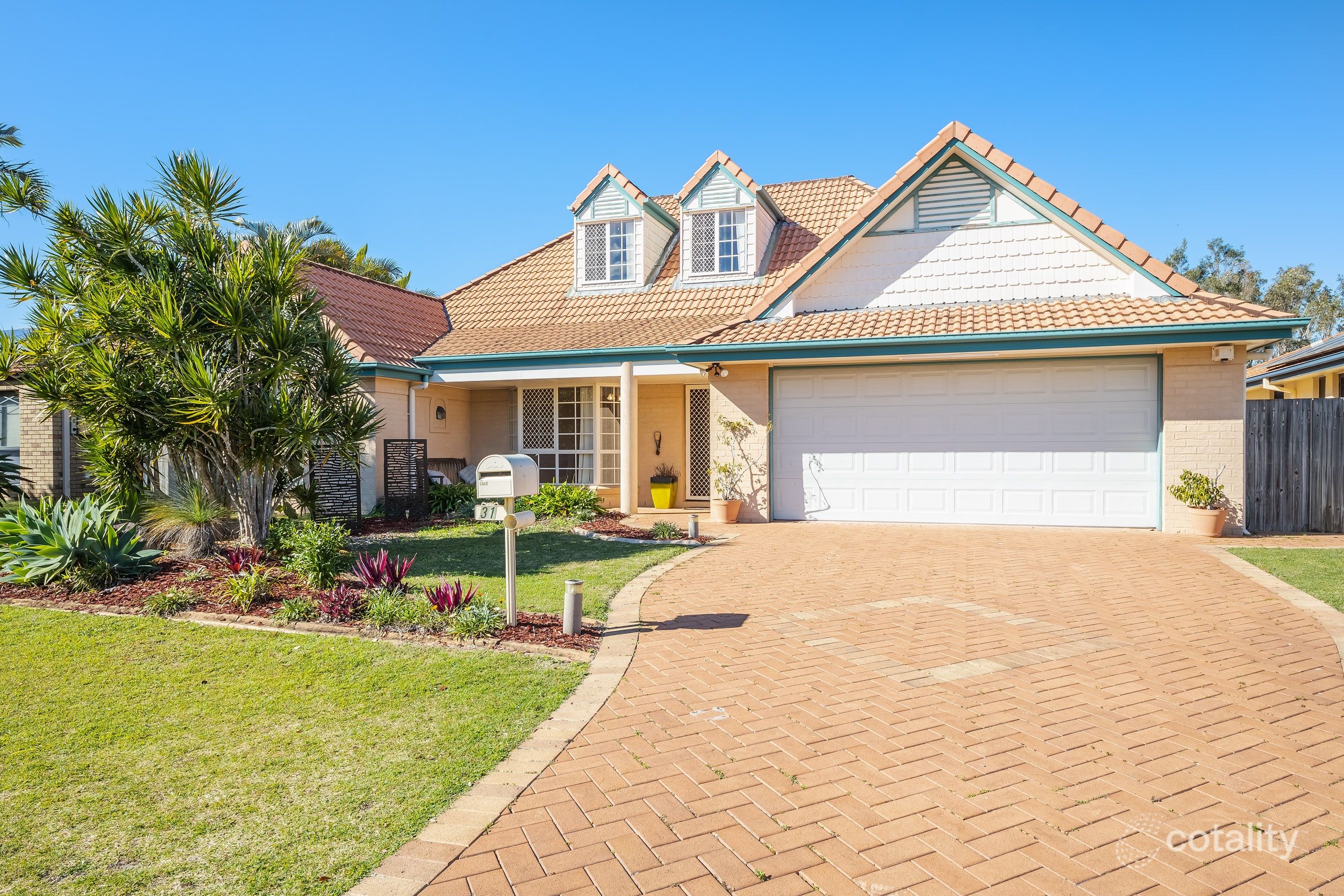 31 Schooner Ct, Banksia Beach, QLD 4507