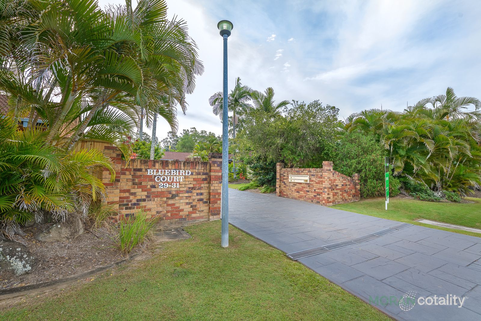 1/29-31 Golden Palms Ct, Ashmore, QLD 4214