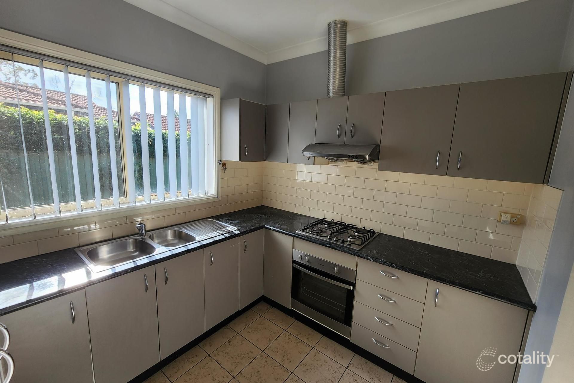 2/14 Richardson St, Merrylands, NSW 2160