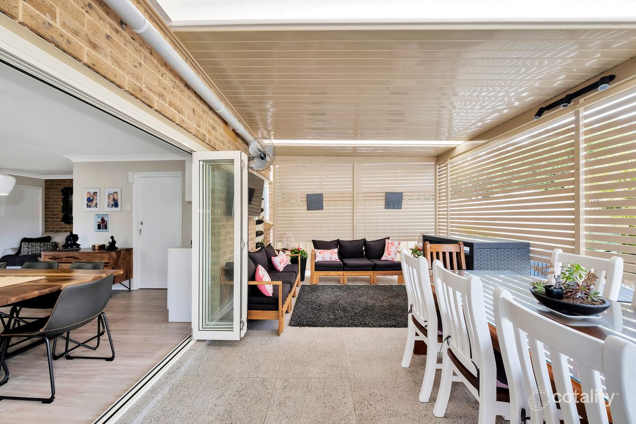 2/20 Kathleen Ct, Berkeley Vale, NSW 2261