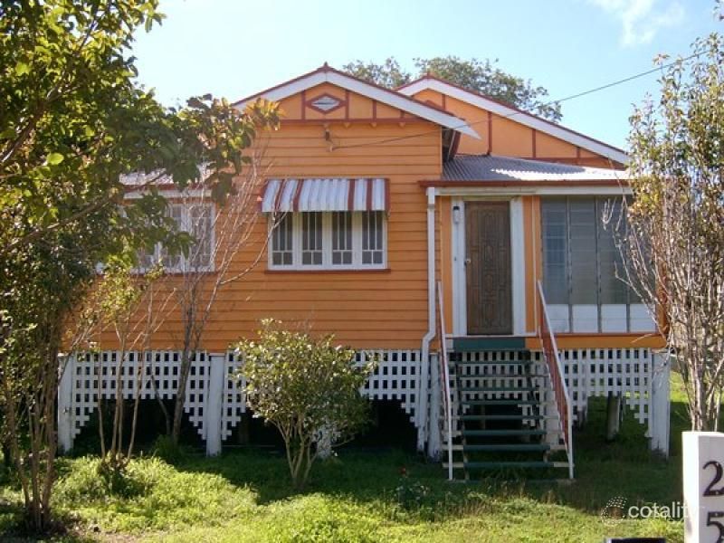 25 James St, Mount Morgan, QLD 4714