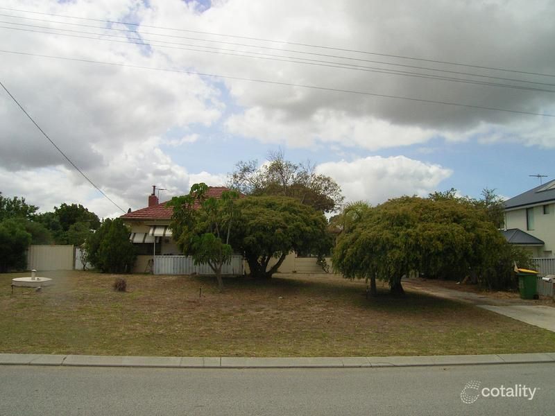 11 Lewington St, Rockingham, WA 6168