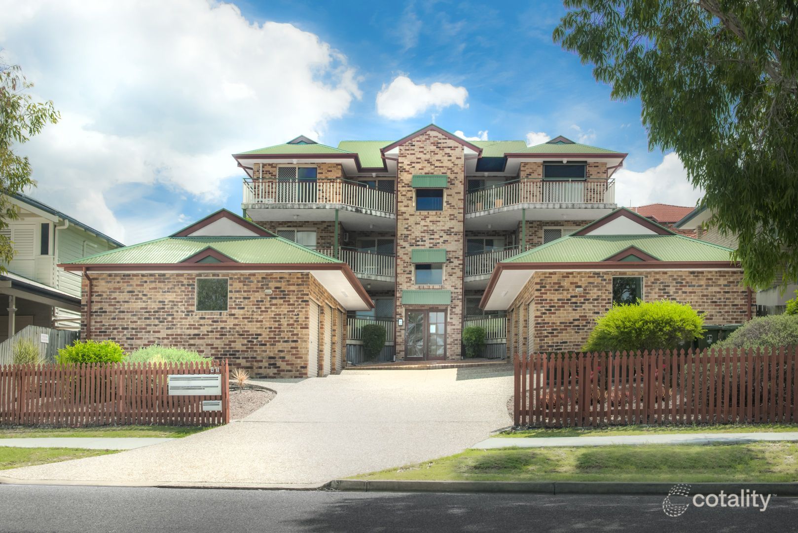 2/45 Mclay St, Coorparoo, QLD 4151