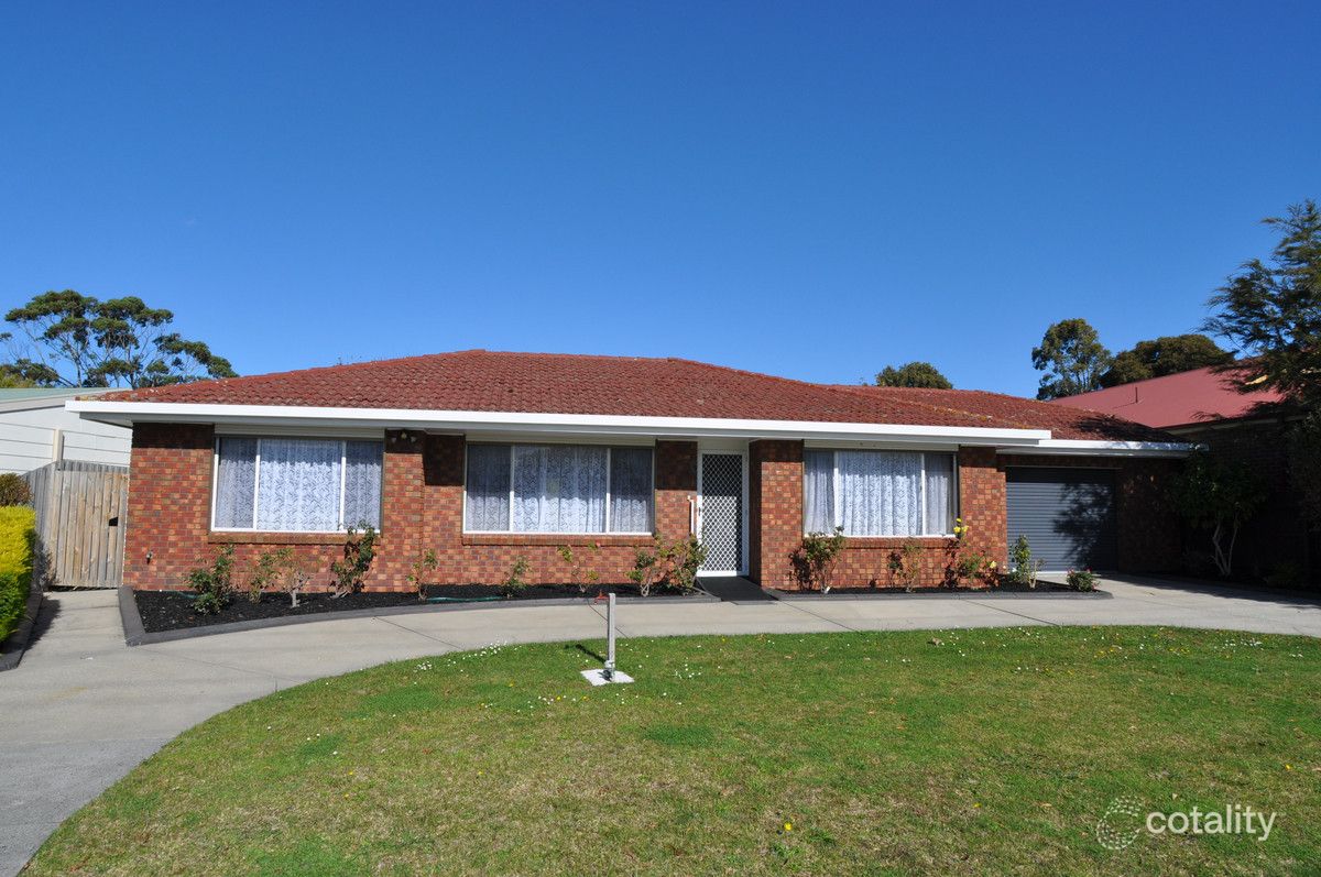 3 Wonthaggi Rd, Inverloch, VIC 3996