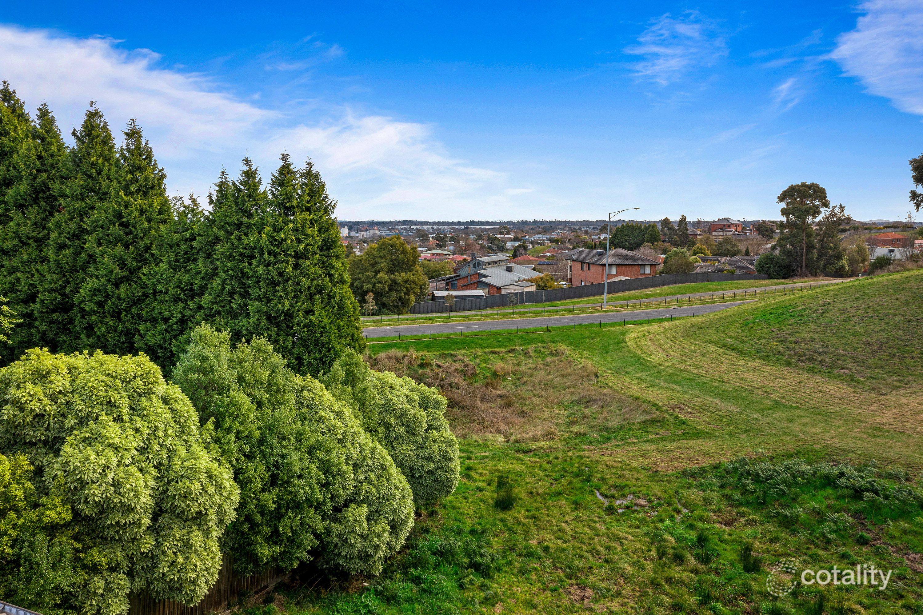 3 Casey Cl, Black Hill, VIC 3350