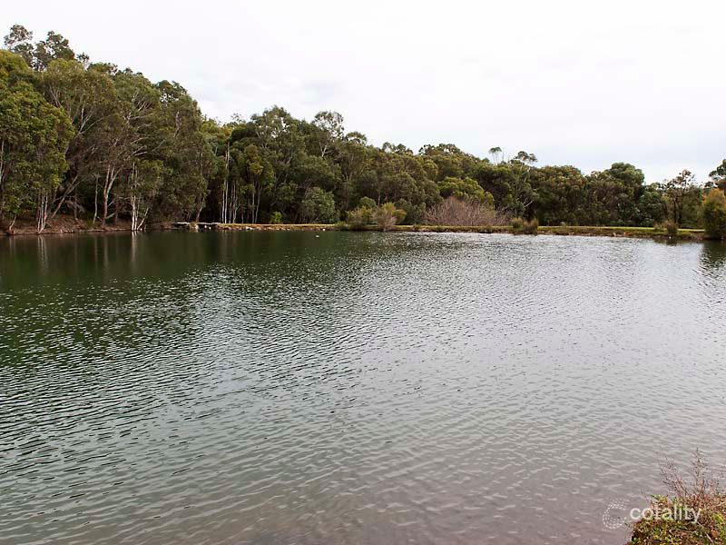 10 Phillips Rd, Karrakup, WA 6122