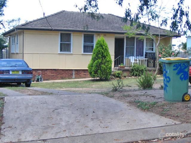 12 Cambridge Ave, Windsor, NSW 2756