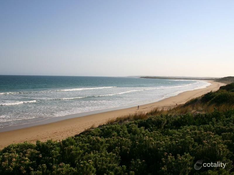 1 Horwood Dr, Breamlea, VIC 3227