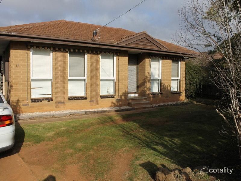 13 Grey St, Darley, VIC 3340