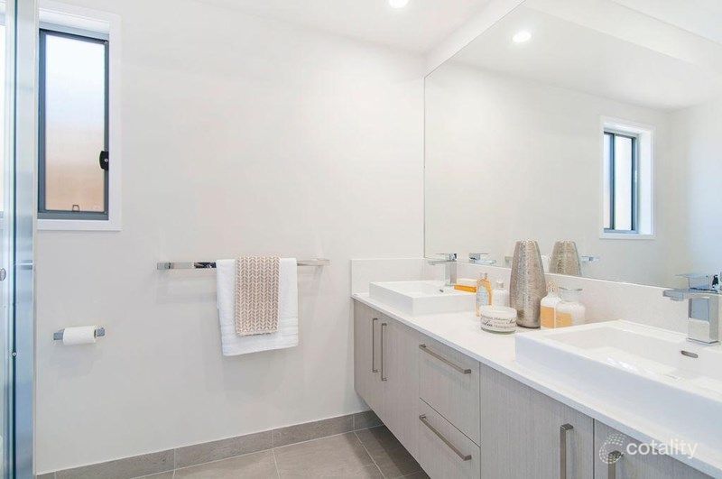 3 Kerang St, Coomera, QLD 4209