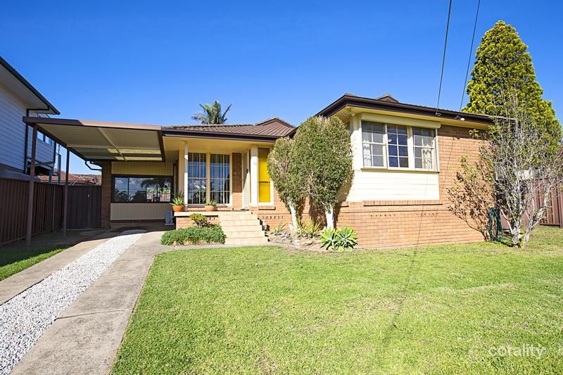 13 Tallowwood Ave, Casula, NSW 2170
