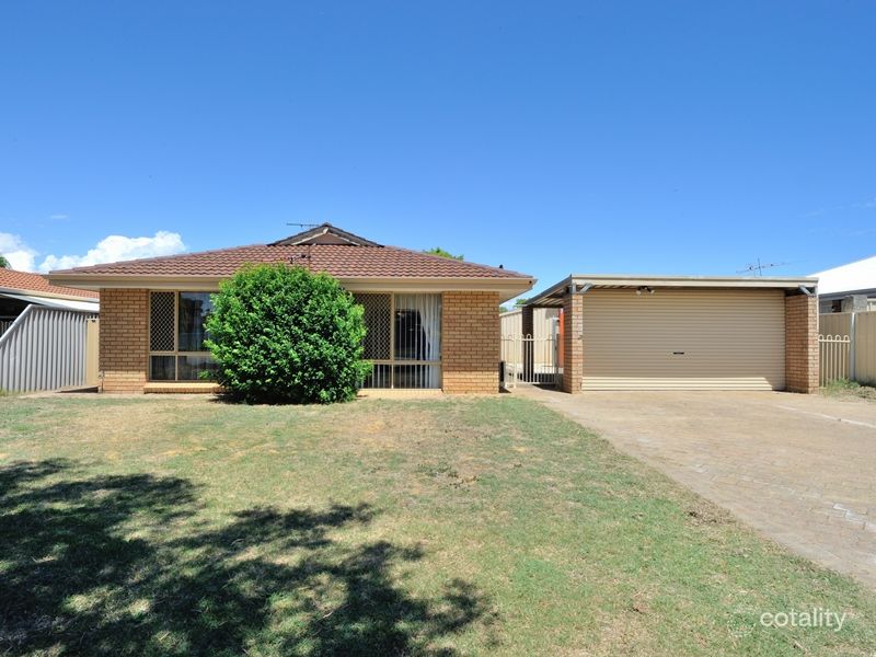 36 Carmody Rd, Waikiki, WA 6169