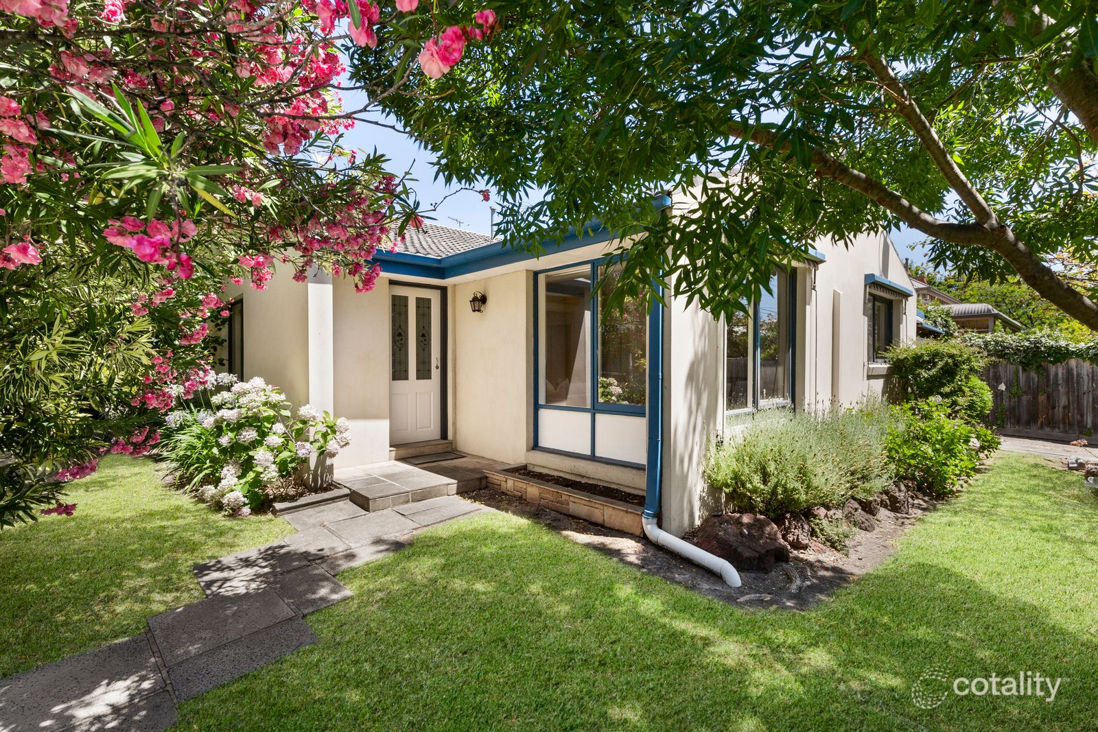1/72 Holyrood St, Hampton, VIC 3188
