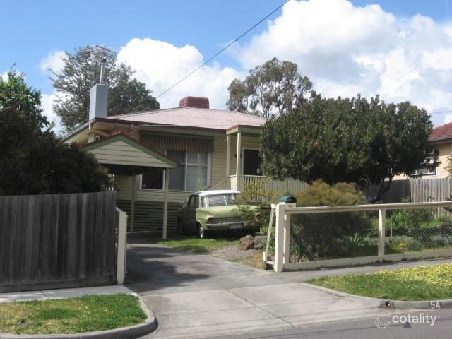 54 Acheron Ave, Reservoir, VIC 3073