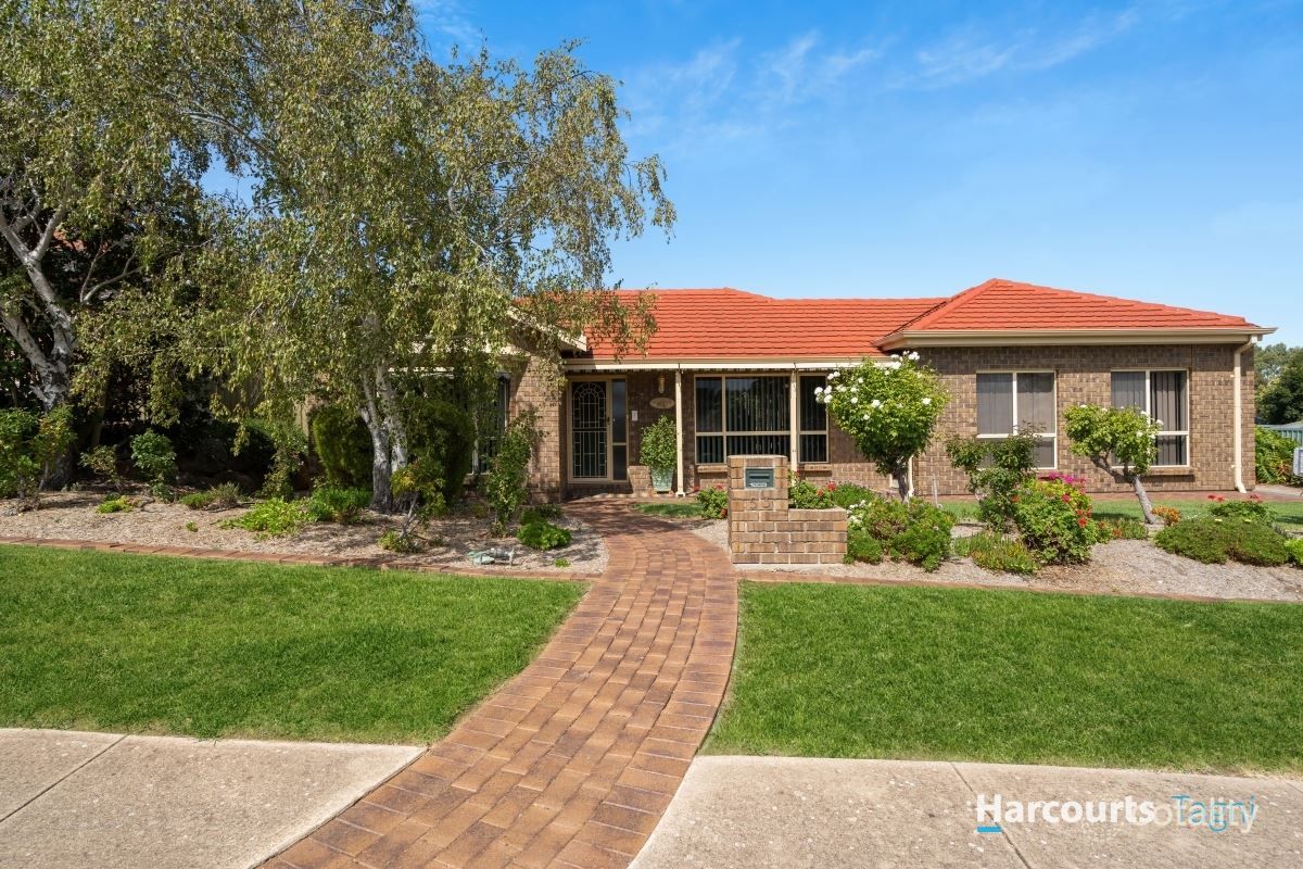 53 Farnsworth Dr, Morphett Vale, SA 5162