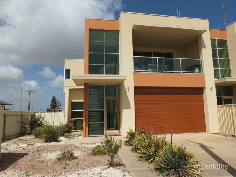 1/6 Hughes Ave, Moonta Bay, SA 5558