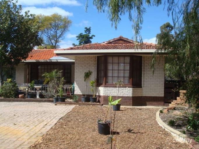 12 Currawong Cres, Walliston, WA 6076