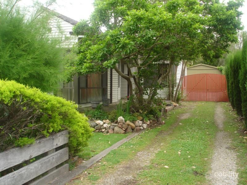 17 Luckins Rd, Bentleigh, VIC 3204