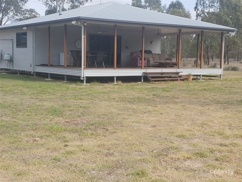 37 Dennison Park Dr, Leyburn, QLD 4365