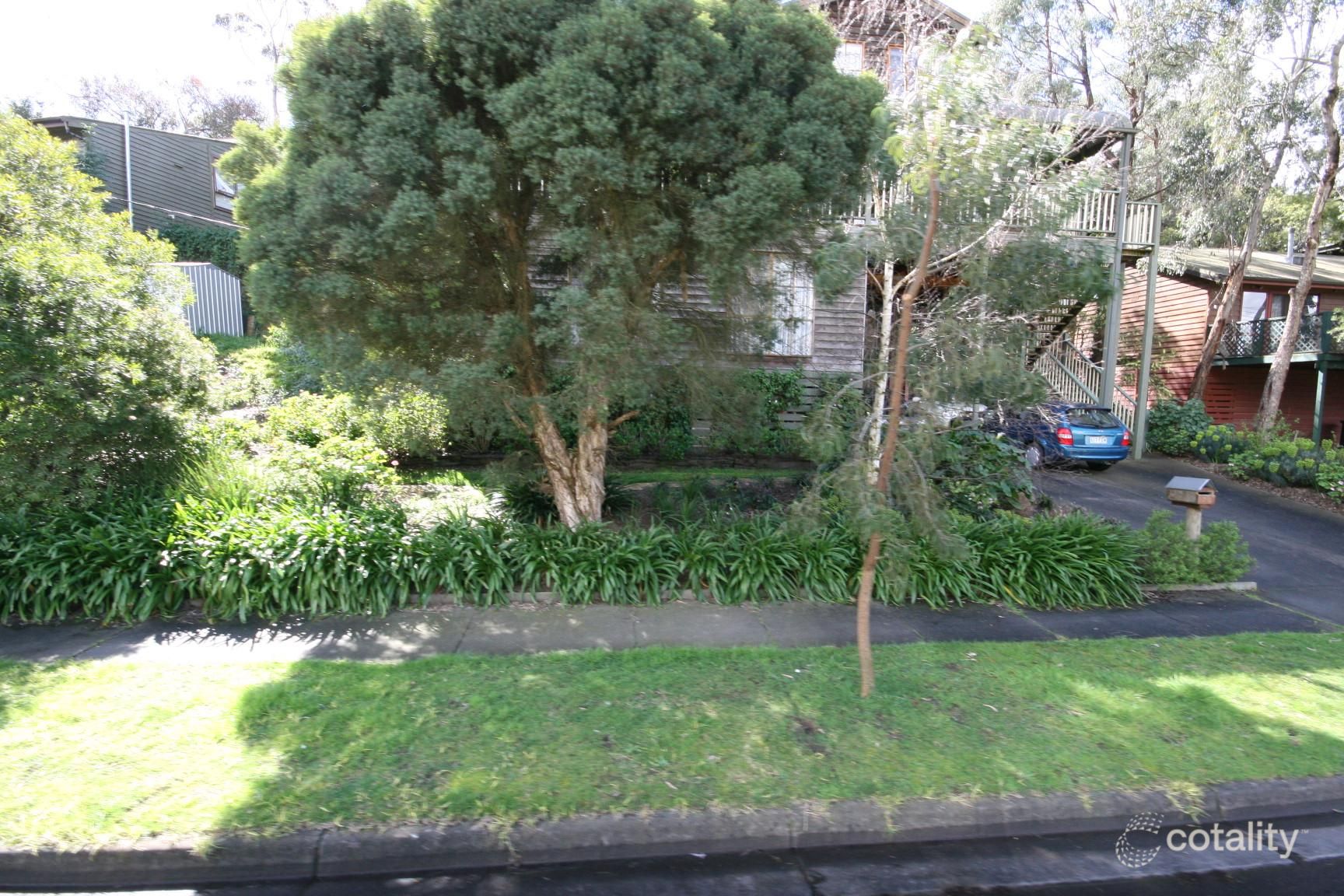32 Illawarra Ave, Rowville, VIC 3178