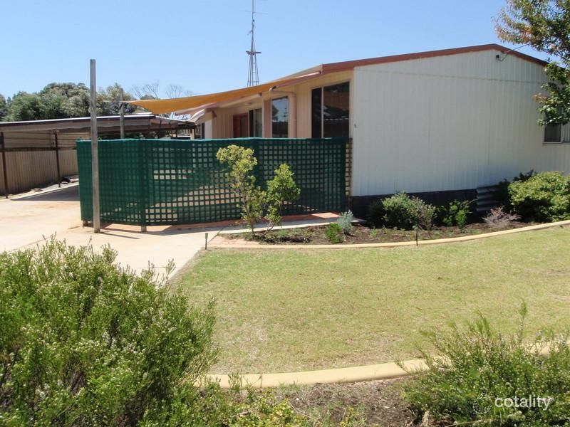 9 Whitfield Rd, Jurien Bay, WA 6516