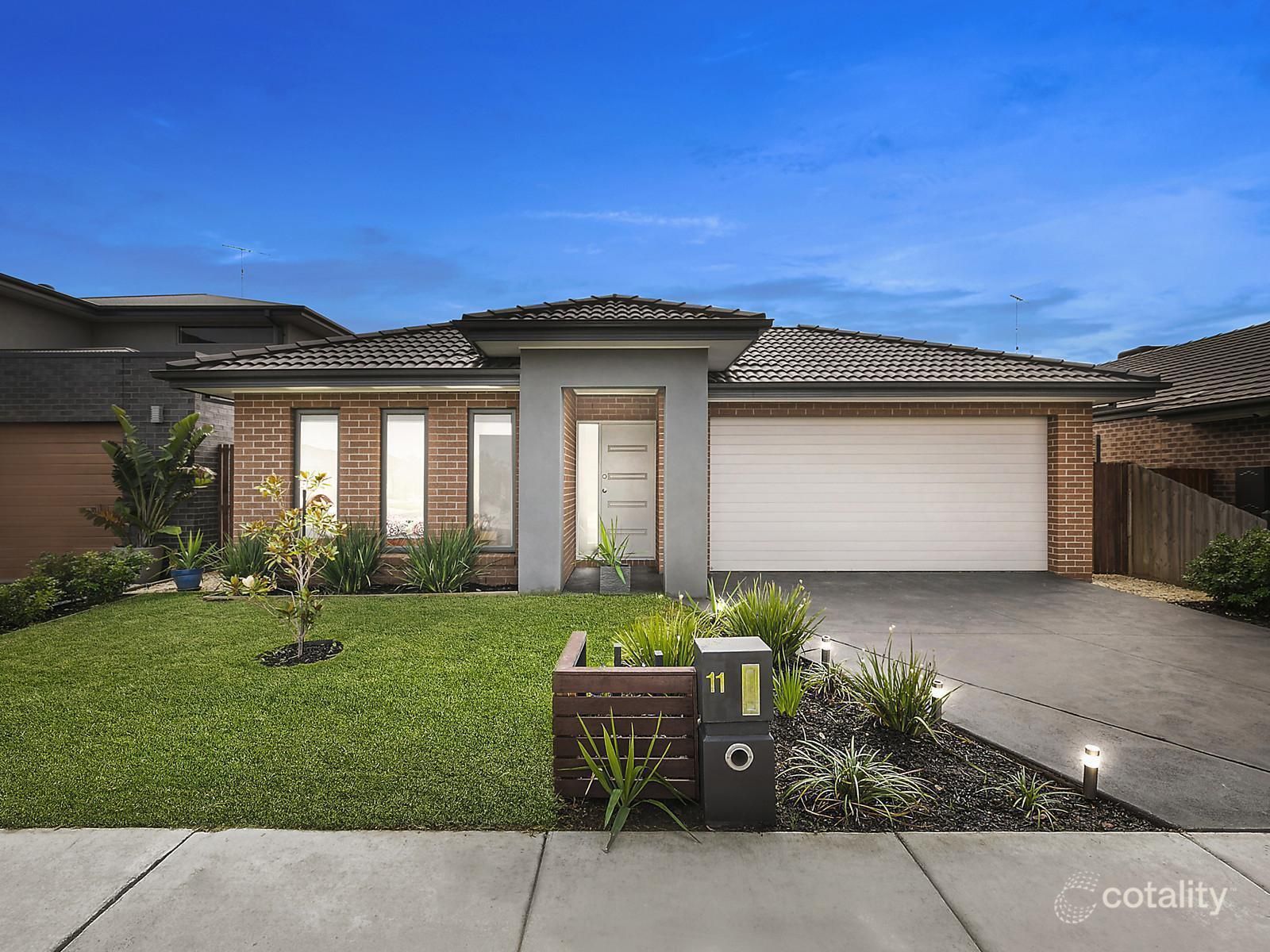 11 Canoe St, Armstrong Creek, VIC 3217
