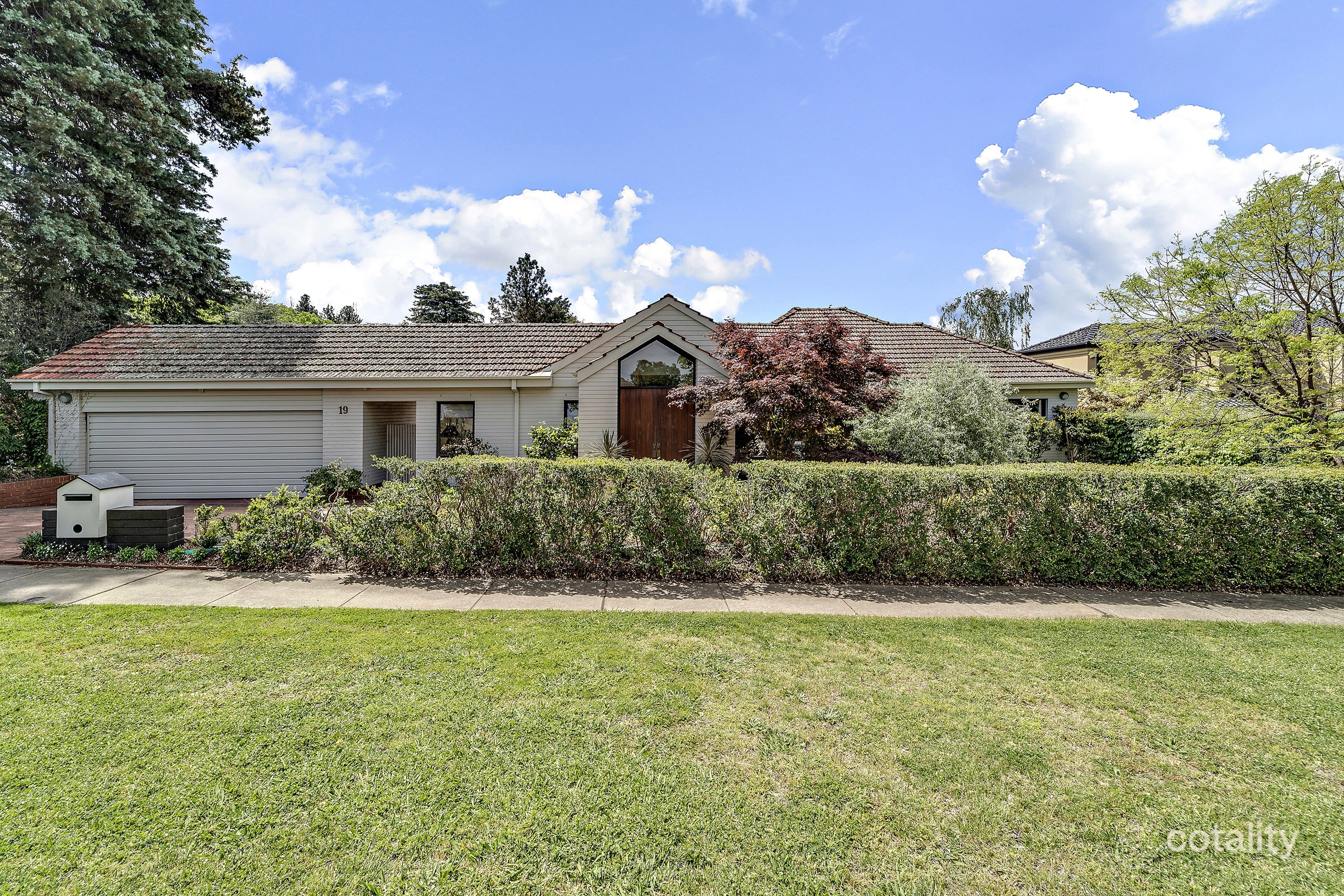 19 Hooker St, Yarralumla, ACT 2600