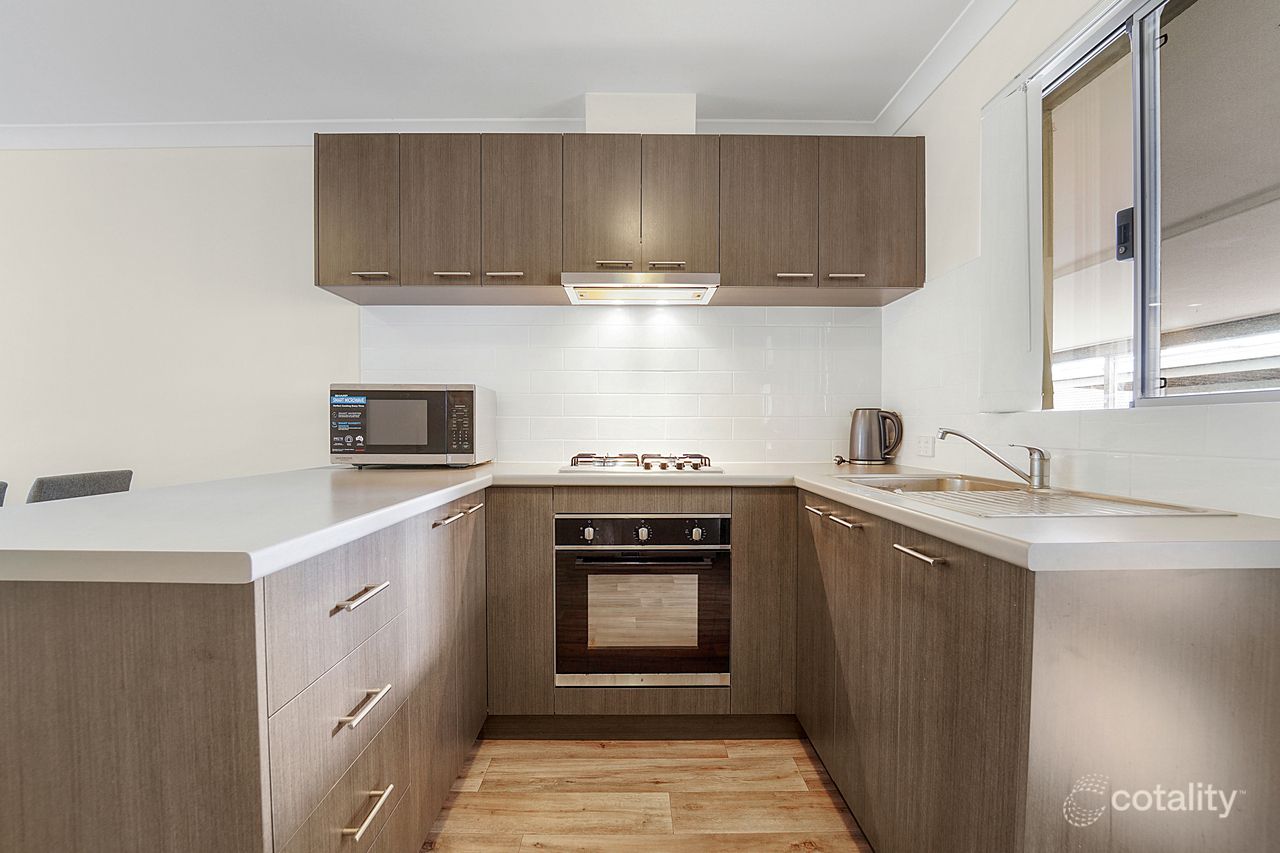 4/53 Gaebler Rd, Hammond Park, WA 6164