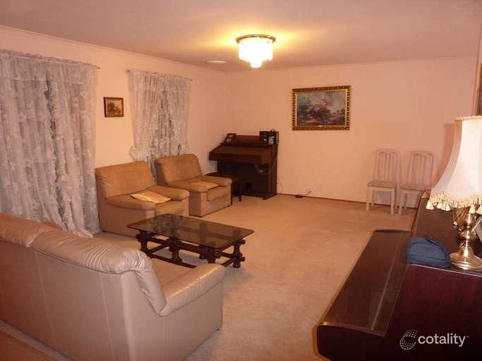 10 Dealing Dr, Oakleigh South, VIC 3167