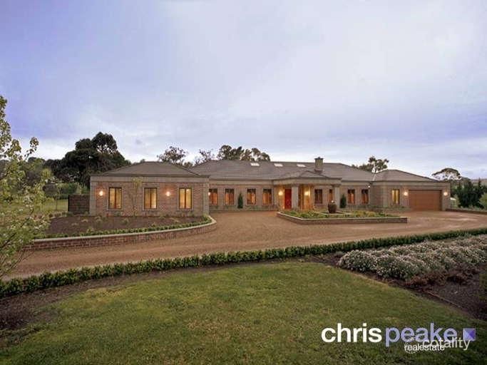 4 Pagebrook Rd, Berwick, VIC 3806