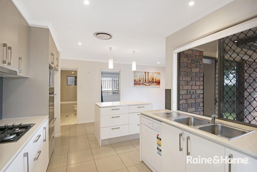 9 Pelsart St, Belmont, QLD 4153