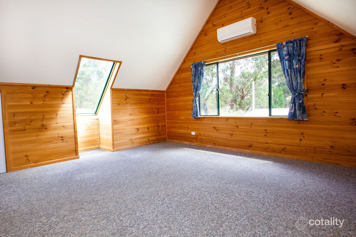 45 Clarrie Jones Pl, Pemberton, WA 6260