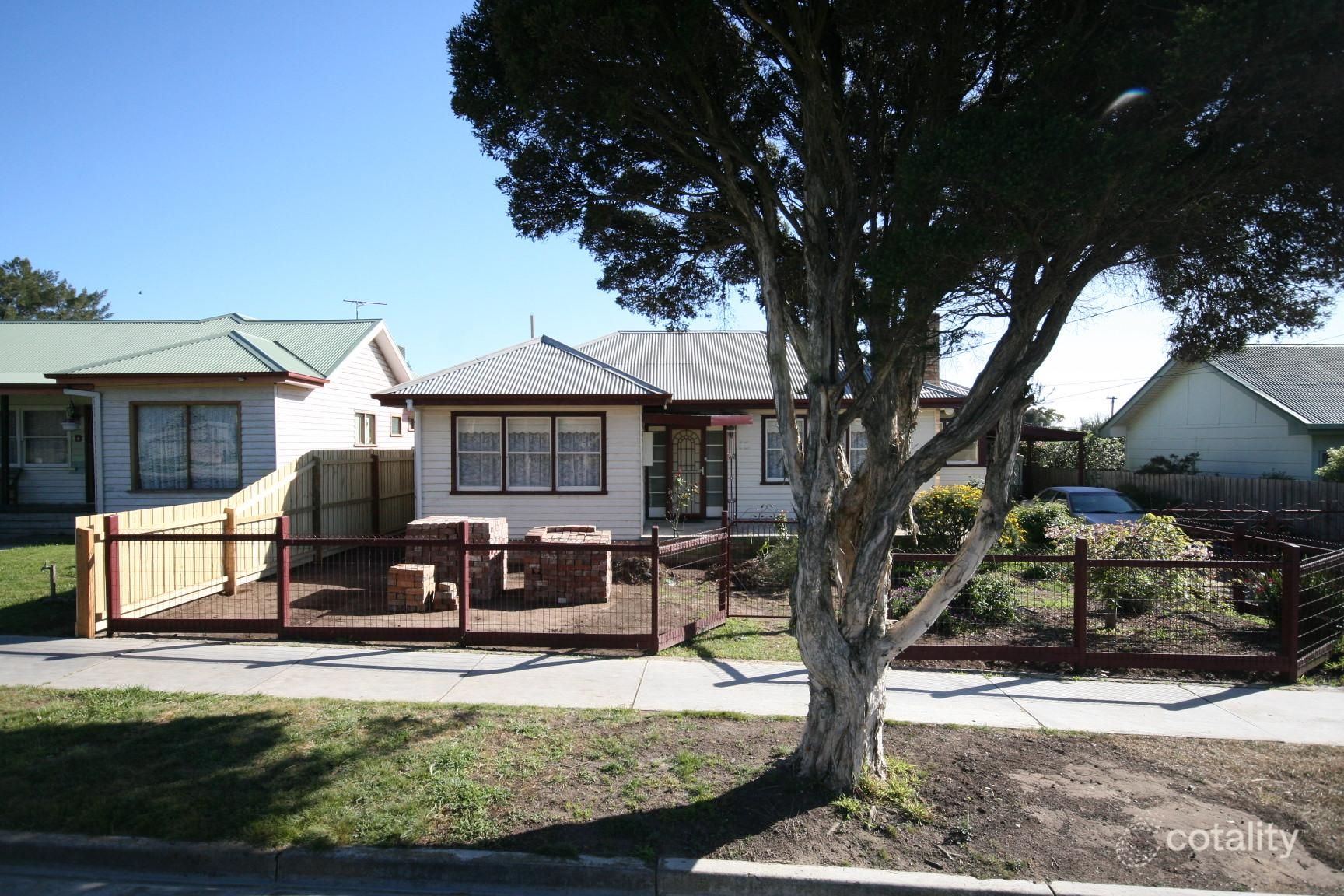 14 Marlborough St, Herne Hill, VIC 3218