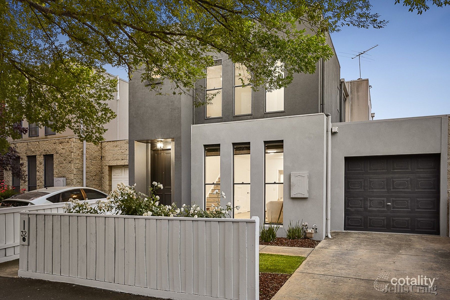 32-34 Newman St, Kensington, VIC 3031
