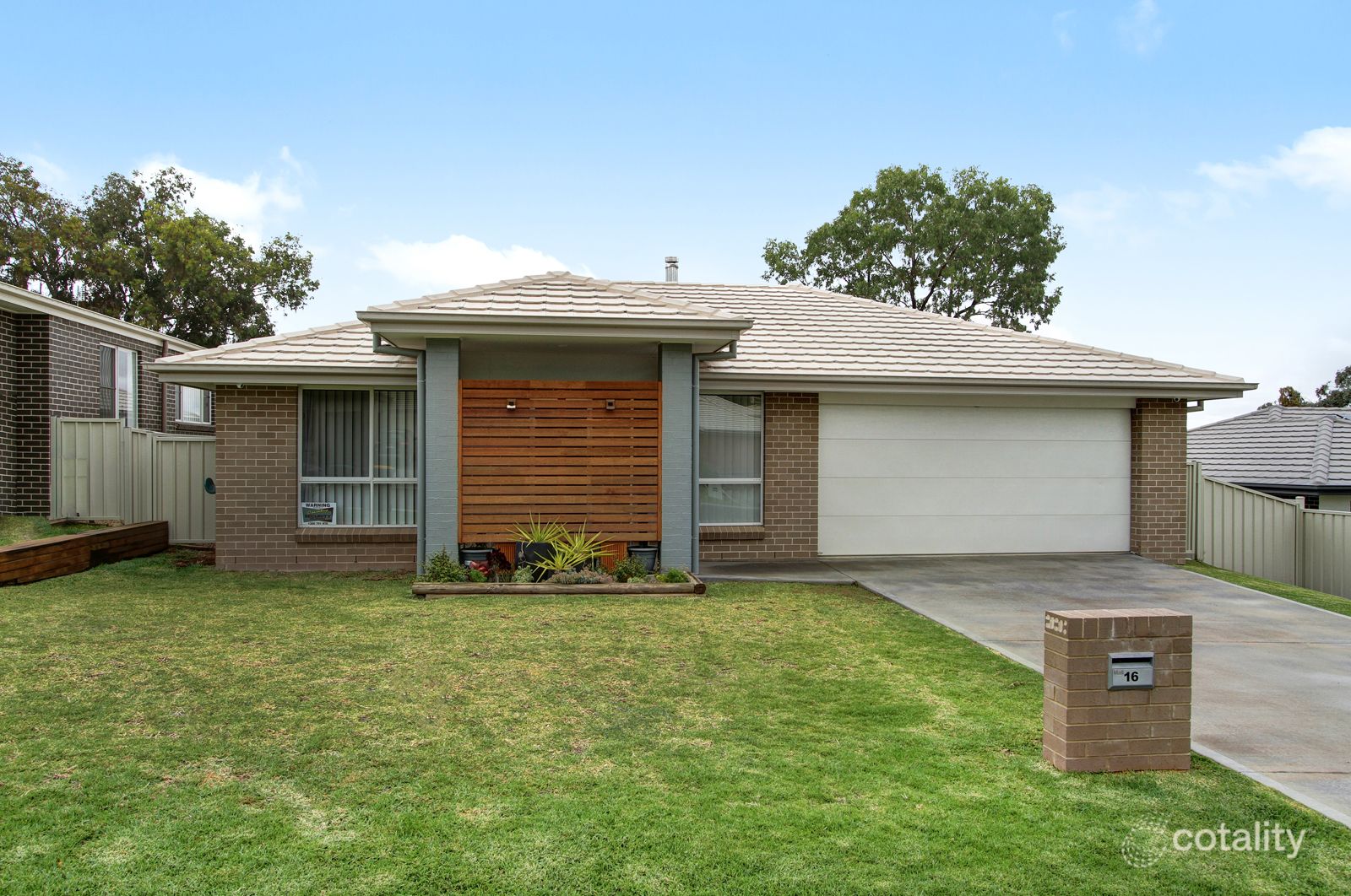 16 Borrowdale Cl, North Tamworth, NSW 2340