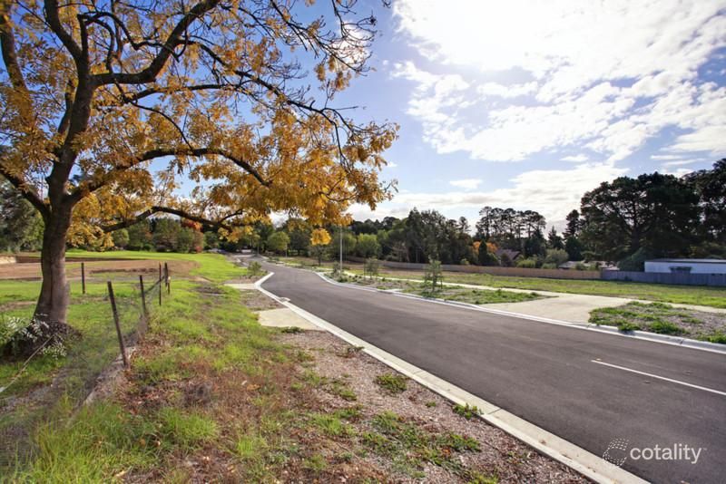 9 Rouseglen Ct, Ringwood North, VIC 3134