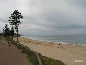 8 Gulfview Rd, Christies Beach, SA 5165