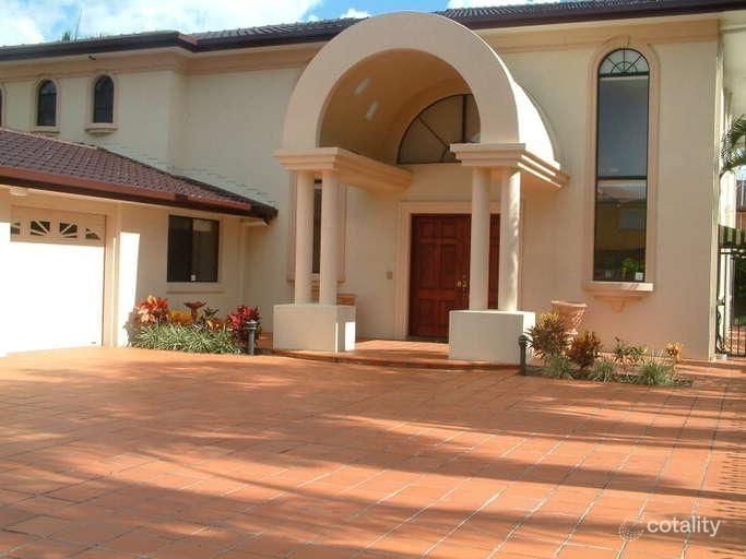 48 Delfin Dr, Macgregor, QLD 4109