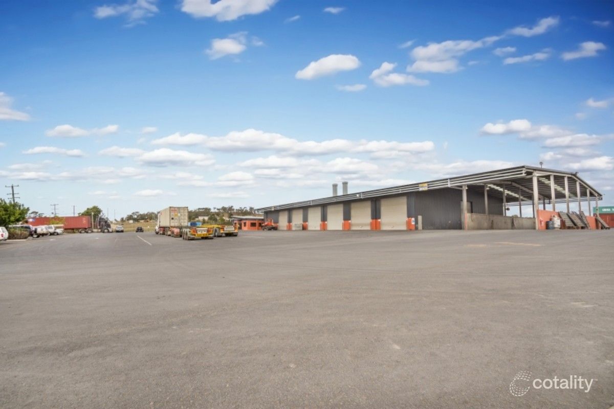 27 Heinemann Rd, Wellcamp, QLD 4350