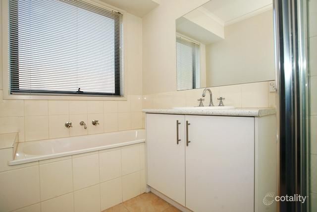 4/28 Noble St, Noble Park, VIC 3174