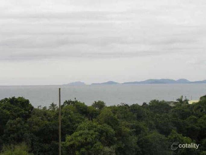 1 Island View Cres, Barlows Hill, QLD 4703